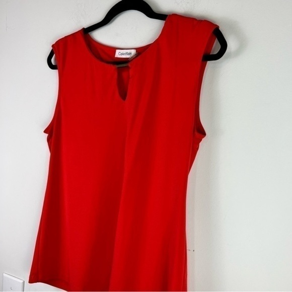 Calvin Klein Red Sleeveless Peep Hole Top womens size S/M - Picture 4 of 6